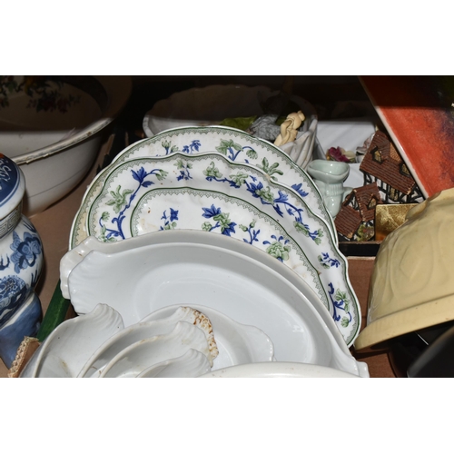 532 - FOUR BOXES AND LOOSE CERAMICS to include a Royal Doulton two tier cake stand, quantity of individual... 