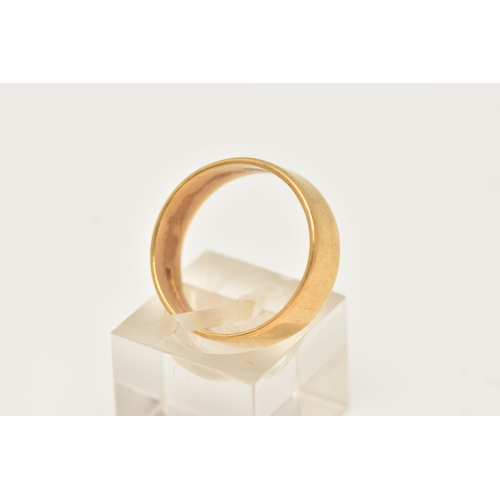 30 - A 22CT GOLD WEDDING BAND RING, designed as a plain polished flat band, hallmarked 22ct gold Birmingh... 