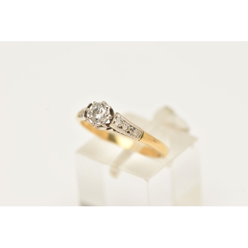 31 - A DIAMOND SINGLE STONE RING, set with a round brilliant cut diamond, measuring approx 3.3mm diameter... 