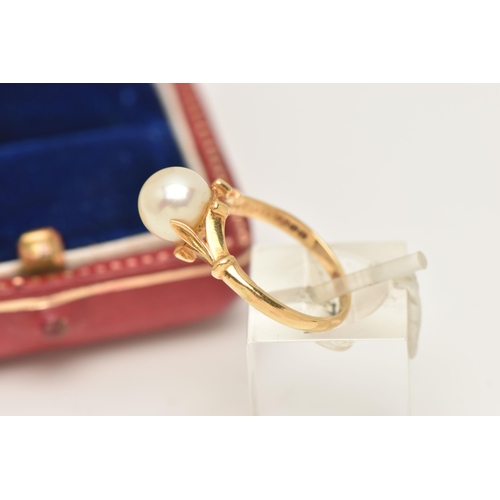 38 - AN 18CT YELLOW GOLD CULTURED PEARL RING, set with a cultured pearl, measuring approximately 8.16mm b... 