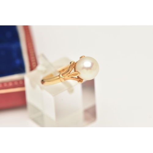 38 - AN 18CT YELLOW GOLD CULTURED PEARL RING, set with a cultured pearl, measuring approximately 8.16mm b... 