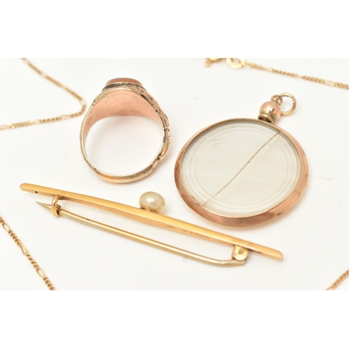 72 - A SMALL SELECTION OF JEWELLERY, to include a 9ct gold bar brooch set with a central cultured pearl, ... 