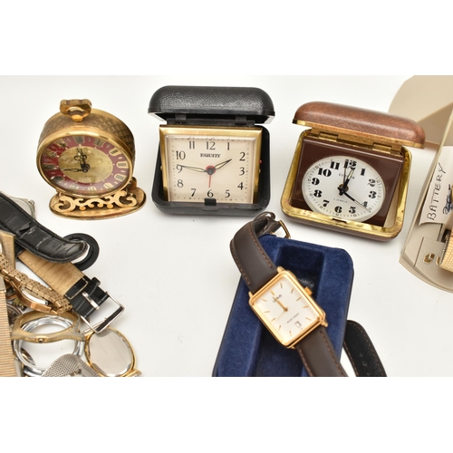 119 - A LARGE COLLECTION OF WATCHES, PORTABLE CLOCKS, A COMPASS, A GROUP OF VARIOUS WRISTWATCH STRAPS AND ... 