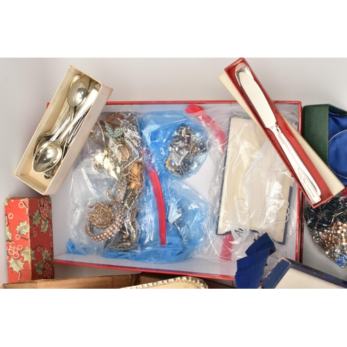 178 - A BOX OF ASSORTED ITEMS, to include an AF hinged silver bangle, hallmarked Birmingham, approximate g... 