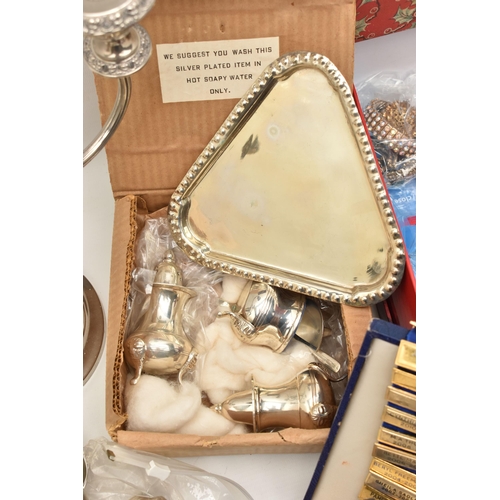 178 - A BOX OF ASSORTED ITEMS, to include an AF hinged silver bangle, hallmarked Birmingham, approximate g... 