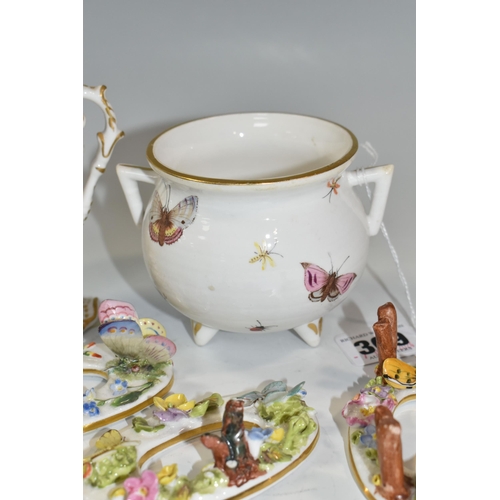 309 - A GROUP OF FIVE NINETEENTH CENTURY PIECES OF ROYAL CROWN DERBY TABLEWARE, comprising a cauldron deco... 