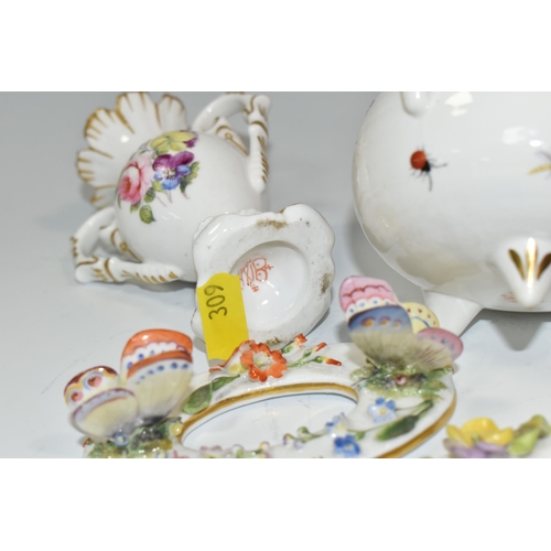 309 - A GROUP OF FIVE NINETEENTH CENTURY PIECES OF ROYAL CROWN DERBY TABLEWARE, comprising a cauldron deco... 