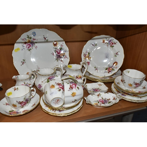 314 - A GROUP OF ROYAL CROWN DERBY 'DERBY POSIES' PATTERN TEAWARE, comprising a cake plate, four side plat... 