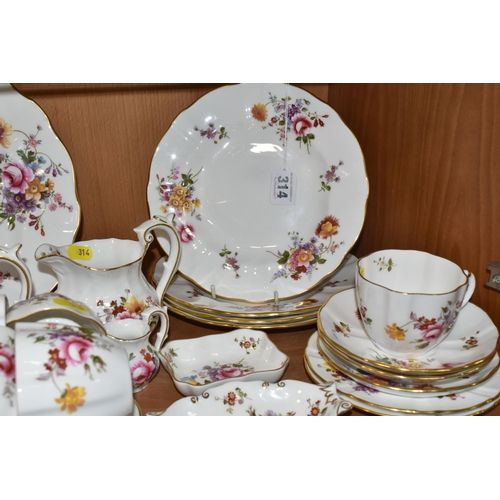 314 - A GROUP OF ROYAL CROWN DERBY 'DERBY POSIES' PATTERN TEAWARE, comprising a cake plate, four side plat... 