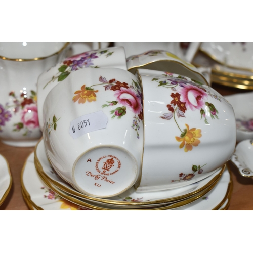 314 - A GROUP OF ROYAL CROWN DERBY 'DERBY POSIES' PATTERN TEAWARE, comprising a cake plate, four side plat... 