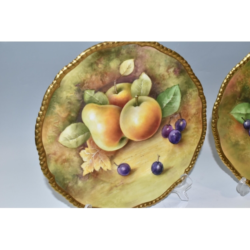 321 - TWO COALPORT PORCELAIN 'FALLEN FRUITS' CABINET PLATES, comprising two plates hand painted with a 'Fa... 