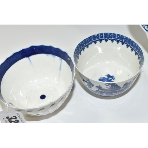 327 - THREE PIECES OF BLUE AND WHITE EIGHTEENTH / NINETEENTH CENTURY PORCELAIN, comprising a Worcester dis... 