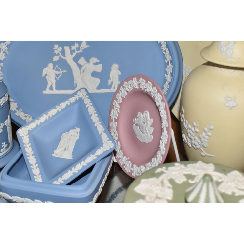 338 - A COLLECTION OF WEDGWOOD JASPERWARE, nineteen in different colours, comprising a pink trinket dish, ... 