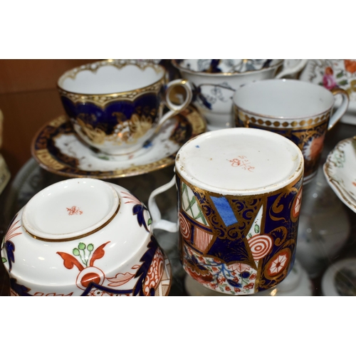 342 - A COLLECTION OF MAINLY NINETEENTH CENTURY TEAWARE, to include a Derby teacup and coffee can, in two ... 