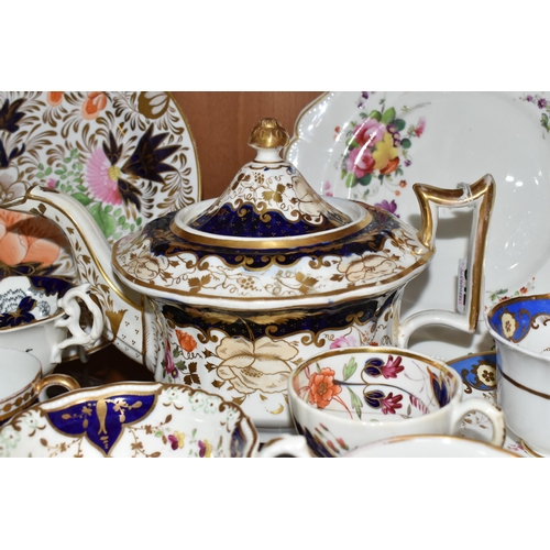 342 - A COLLECTION OF MAINLY NINETEENTH CENTURY TEAWARE, to include a Derby teacup and coffee can, in two ... 