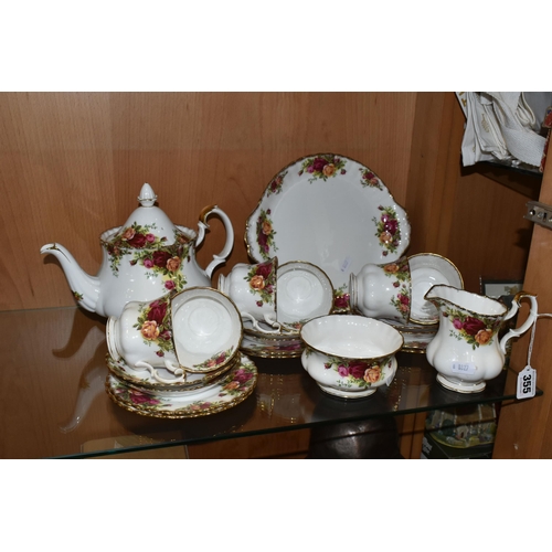 355 - A TWENTY TWO PIECE ROYAL ALBERT OLD COUNTRY ROSES TEA SET, comprising a teapot, a cream jug, a sugar... 