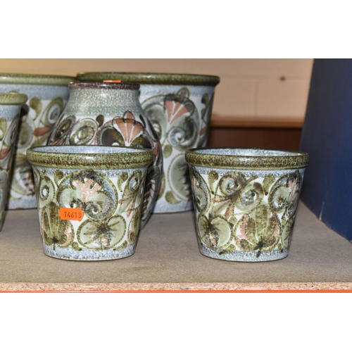 387 - A GROUP OF TWELVE GLYN COLLEDGE FOR DENBY PLANTERS AND VASES, to include three small plant pots diam... 