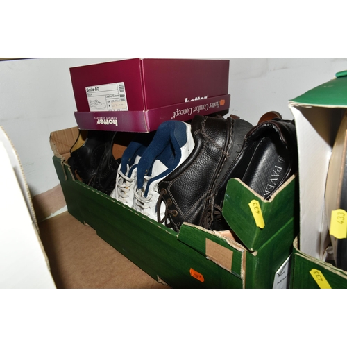 433 - THREE BOXES AND LOOSE MENS' FOOTWEAR, to include sizes 6, 7 and 7.5 canvas pumps/shoes M&S with tags... 