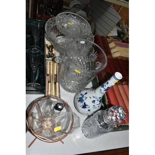 450 - TWO BOXES AND LOOSE GLASS WARE, BOOKS AND SUNDRY ITEMS, to include a cut crystal ice bucket, two shi... 