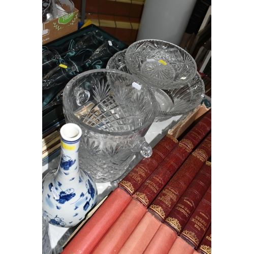 450 - TWO BOXES AND LOOSE GLASS WARE, BOOKS AND SUNDRY ITEMS, to include a cut crystal ice bucket, two shi... 