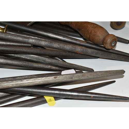 480 - A LARGE QUANTITY OF VINTAGE BUTCHER TOOLS to include fourteen antler handled knife sharpeners, many ... 