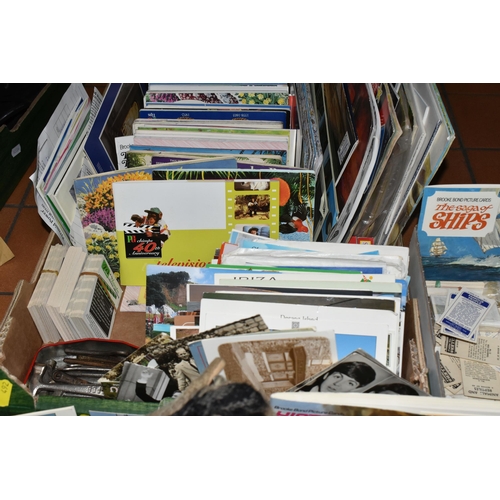 492 - TWO BOXES OF PICTURE CARDS, CARD ALBUMS, PLAYING CARDS, to include over forty albums with collectors... 