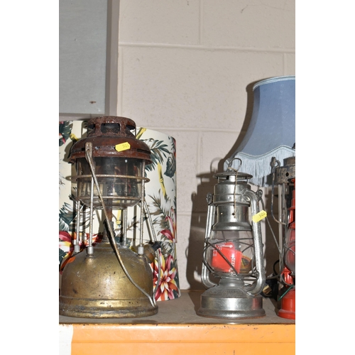 504 - A GROUP OF ASSORTED LAMPS, CEILING LIGHTS, AND CANDLESTICKS, to include a red Scouting battery lamp,... 