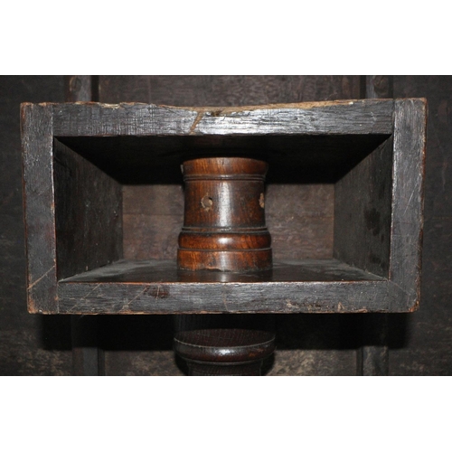 1193 - AN OAK TILT TOP TRIPOD TABLE, with a birdcage mechanism, diameter 94cm x height 72cm (condition repo... 