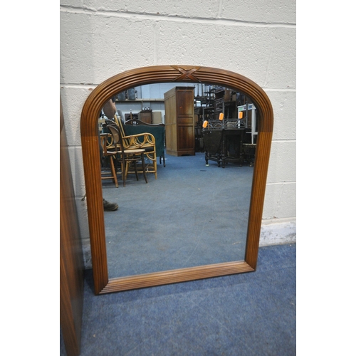 1317 - A MODERN WALNUT EFFECT DRESSING TABLE, with three drawers, width 60cm x depth 40cm x 136cm, and a mo... 