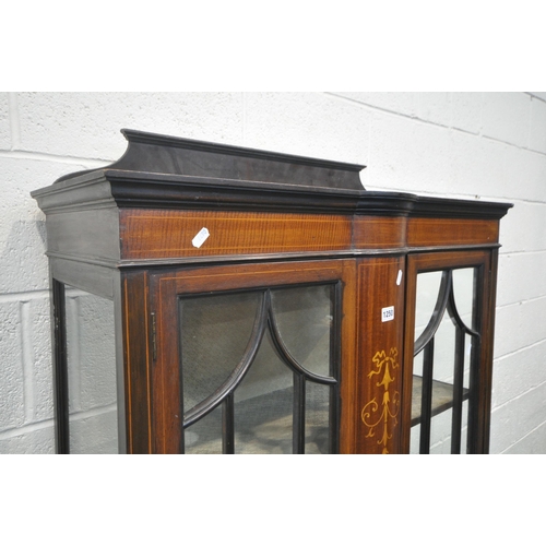 1250 - AN EDWARDIAN MAHOGANY AND INLAID DOUBLE DOOR DISPLAY CABINET, on square tapered legs, spade feet, un... 