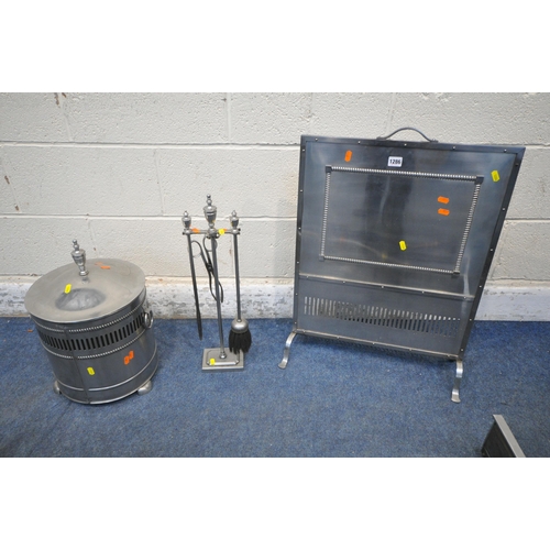 1286 - A SELECTION OF METALWARE, to include a fire screen, companion set, log bucket, and two fenders (5)