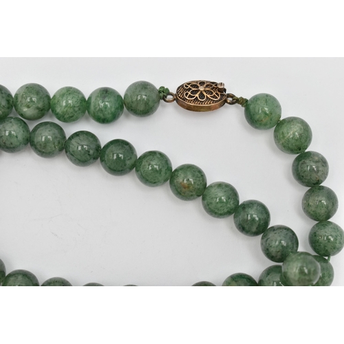 89 - TWO GEMSTONE BEADED NECKLACES, the first a malachite necklace, designed as graduated beads, fitted w... 