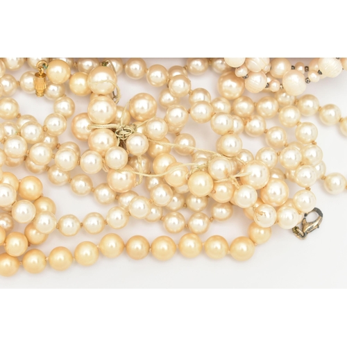 98 - AN ASSORTMENT OF PEARL NECKLACES, to include a baroque fresh water cultured pearl and amethyst three... 