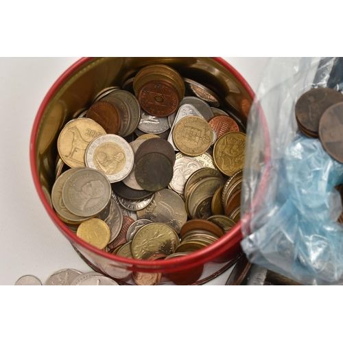 166 - A CARDBOARD BOX OF MIXED COINAGE TO INCLUDE Straits Settlements Coins eg One Cent 1920,5 Cents 1920,... 