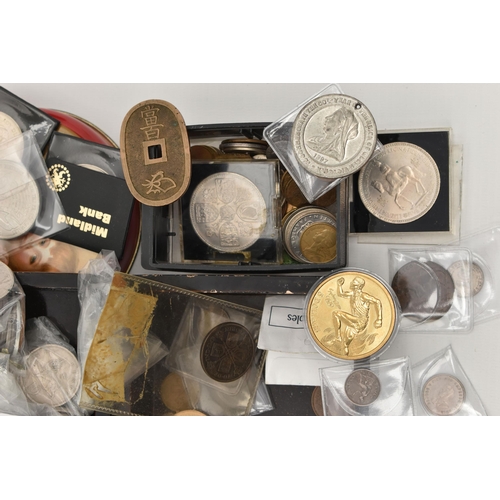 166 - A CARDBOARD BOX OF MIXED COINAGE TO INCLUDE Straits Settlements Coins eg One Cent 1920,5 Cents 1920,... 