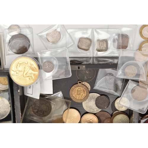 166 - A CARDBOARD BOX OF MIXED COINAGE TO INCLUDE Straits Settlements Coins eg One Cent 1920,5 Cents 1920,... 