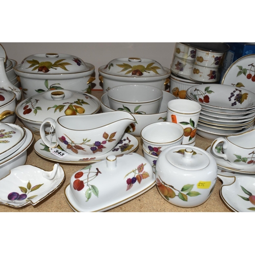 343 - A LARGE QUANTITY OF ROYAL WORCESTER 'EVESHAM' PATTERN DINNERWARE, comprising four covered casserole ... 