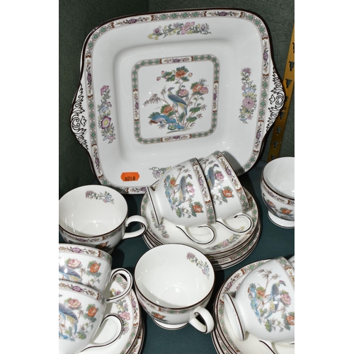 356 - A TWENTY SIX PIECE WEDGWOOD KUTANI CRANE TEA SET, comprising a cream jug, a covered sugar bowl, a ca... 