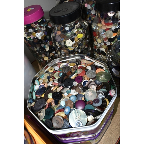 373 - AN EXTENSIVE COLLECTION OF ASSORTED LOOSE BUTTONS, assorted types, styles and sizes, all contained i... 