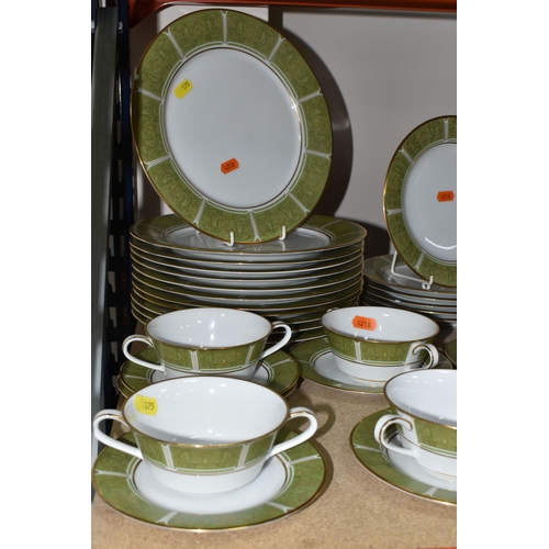 375 - A NORITAKE 'EROICA' PATTERN DINNER SET, comprising twelve dinner plates, one oval meat plate, six si... 