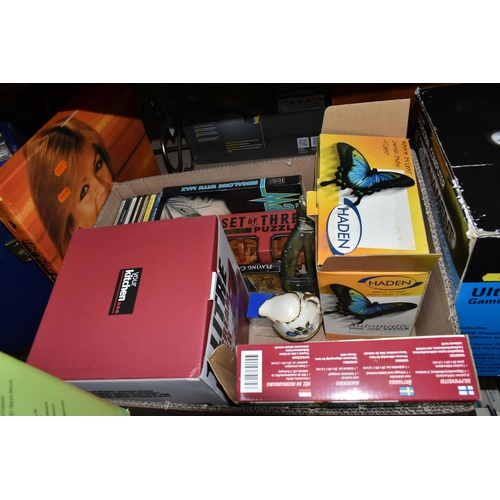 390 - THREE BOXES AND LOOSE ELECTRICAL KITCHEN APPLIANCES, GAMING EQUIPMENT AND MISCELLANEOUS comprising a... 