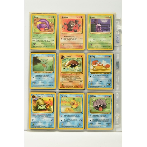 416 - COMPLETE POKEMON FOSSIL SET, card condition ranges from lightly played to excellent apart from Zapdo... 