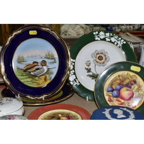 440 - A GROUP OF MOSTLY AYNSLEY GIFTWARE to include a group of Aynsley Pembroke giftware comprising a lidd... 