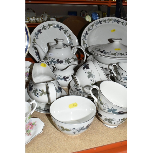 442 - A COLLECTION OF TEA AND DINNER WARES to include a Royal Doulton 'Burgundy' tea and dinner service co... 