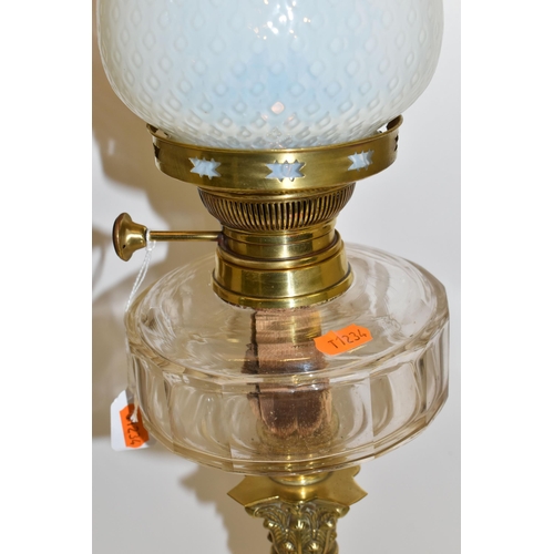 495 - A VICTORIAN STYLE OIL LAMP, brass Corinthian column, stepped square base, clear glass facet cut rese... 