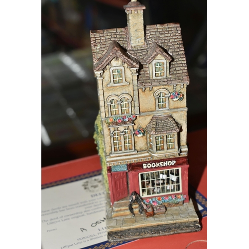 506 - A COLLECTION OF TWENTY-THREE LILLIPUT LANE SCULPTURES, to include English collection North, The Choc... 