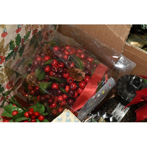 509 - THREE BOXES AND LOOSE CHRISTMAS DECORATIONS AND SUNDRIES, to include a freestanding bevel edge vinta... 