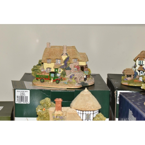 512 - A COLLECTION OF TWENTY-FOUR LILLIPUT LANE SCULPTURES, comprising of, Collectors Club, Woodmans Retre... 