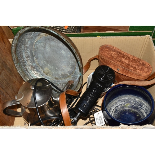 515 - TWO BOXES AND LOOSE MISCELLANEOUS ITEMS to include a vintage Sparklet Type D wire bound syphon, a vi... 