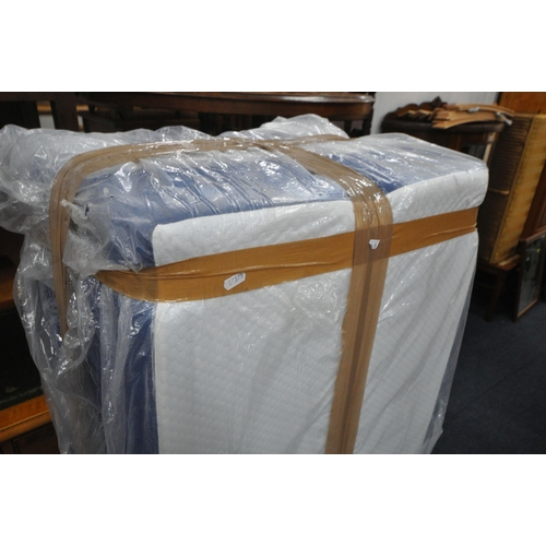 1197 - A FOLDING 4FT6 MEMORY FOAM MATTRESS